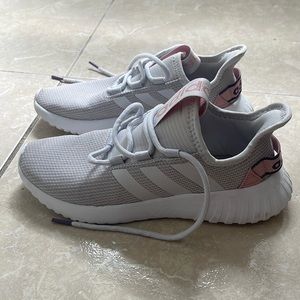 Adidas Cloud Foam
